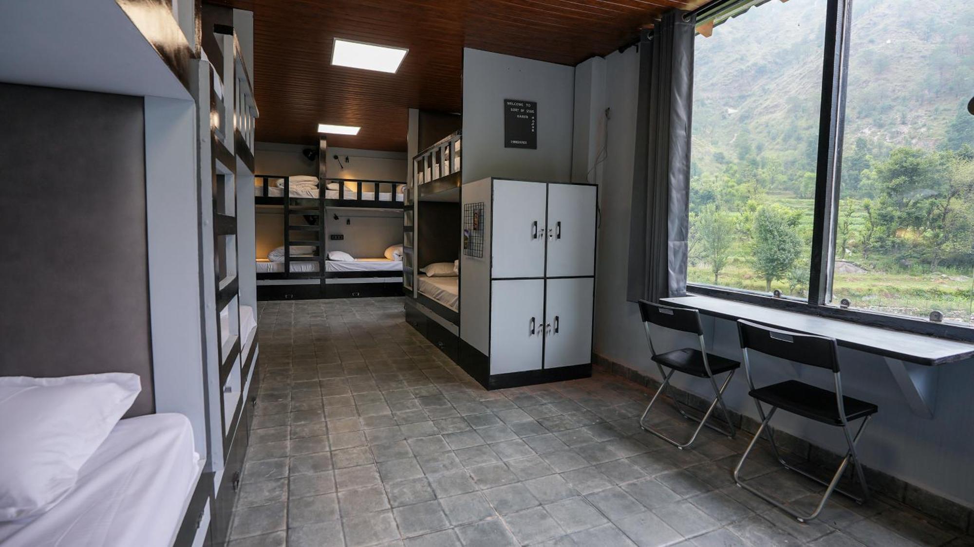 Sort By Stays, Kareri Dharamszala Kültér fotó